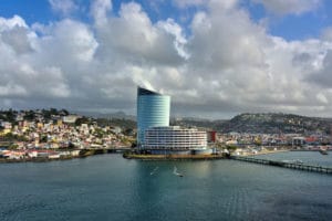 Pourquoi se rendre à Fort de France ?